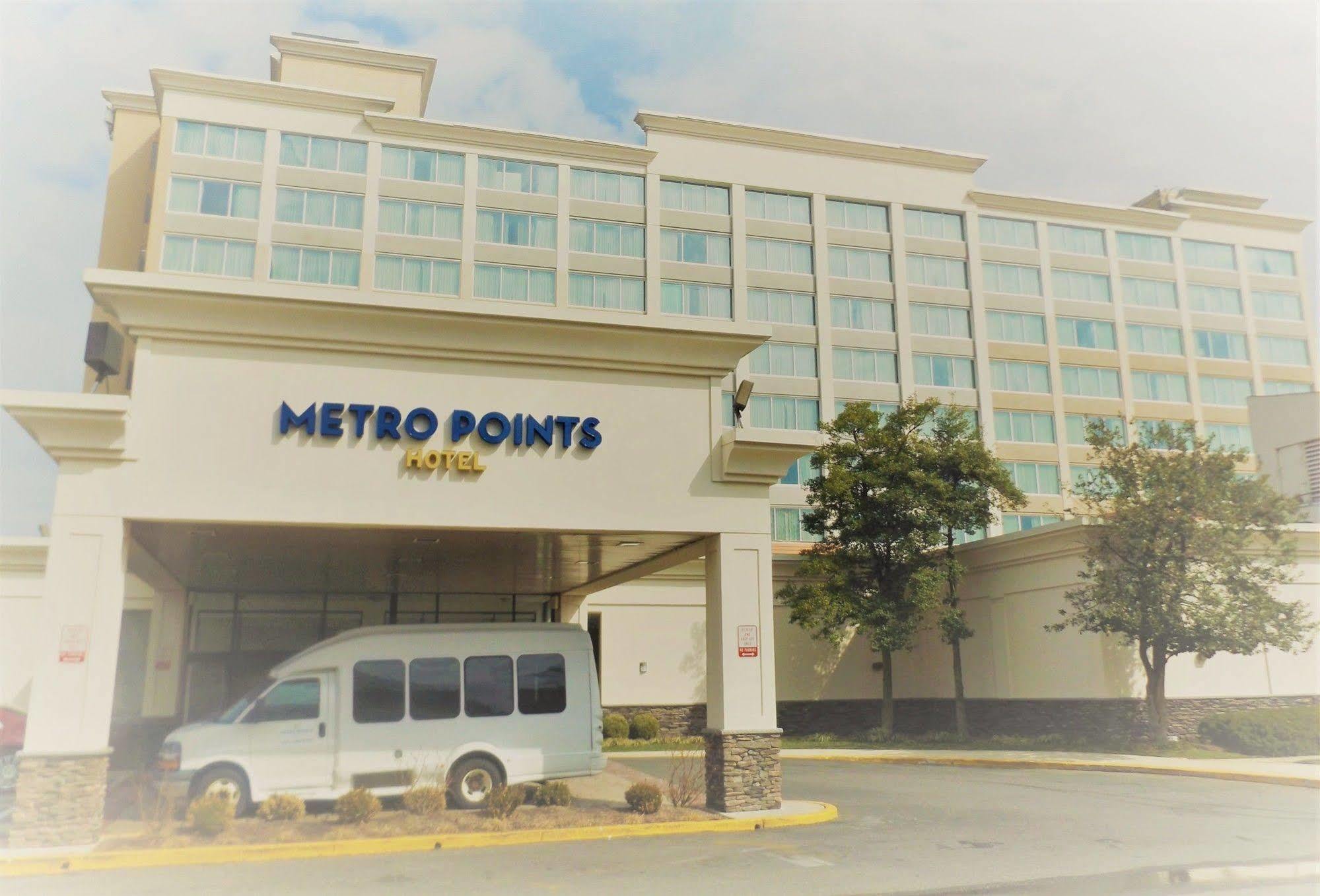 Metro Points Hotel Washington North Ню Керълтън Екстериор снимка